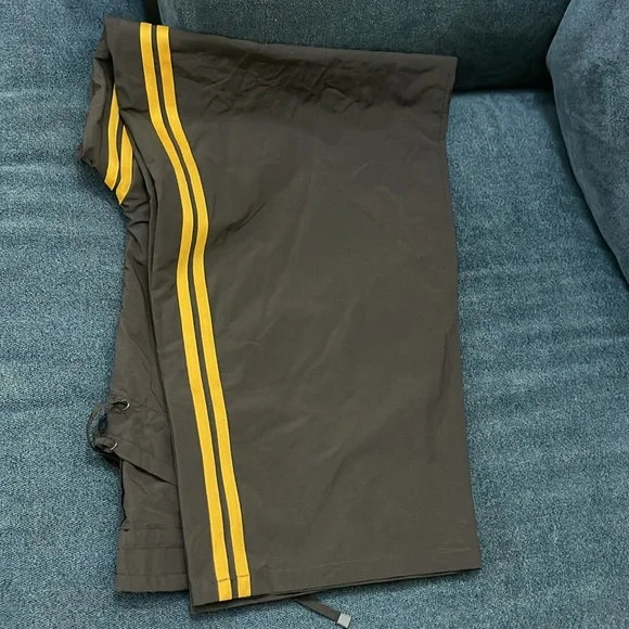 TheOpen Product Brown Striped Lounge Pants
by TheOpen Product - Picture 12 of 12